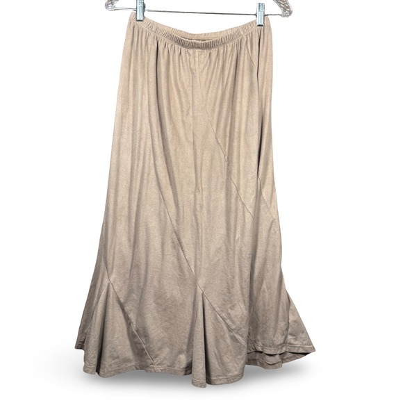 Urban Coco Dresses & Skirts - Urban Coco Womens Small Tan Faux Suede Midi Skirt Elastic Waist Lined Goblincore